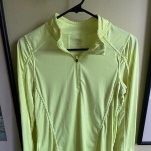 Athletic Danskin Medium Shirt